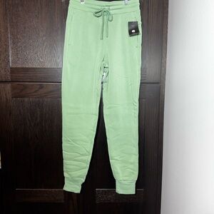 Green Women’s Jogger